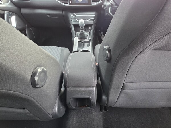 Used Peugeot 308 2016 for sale - 76134093: Photo 25