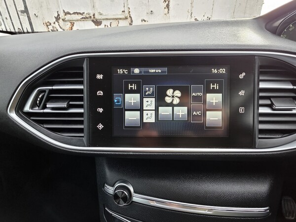 Used Peugeot 308 2016 for sale - 76134093: Photo 26