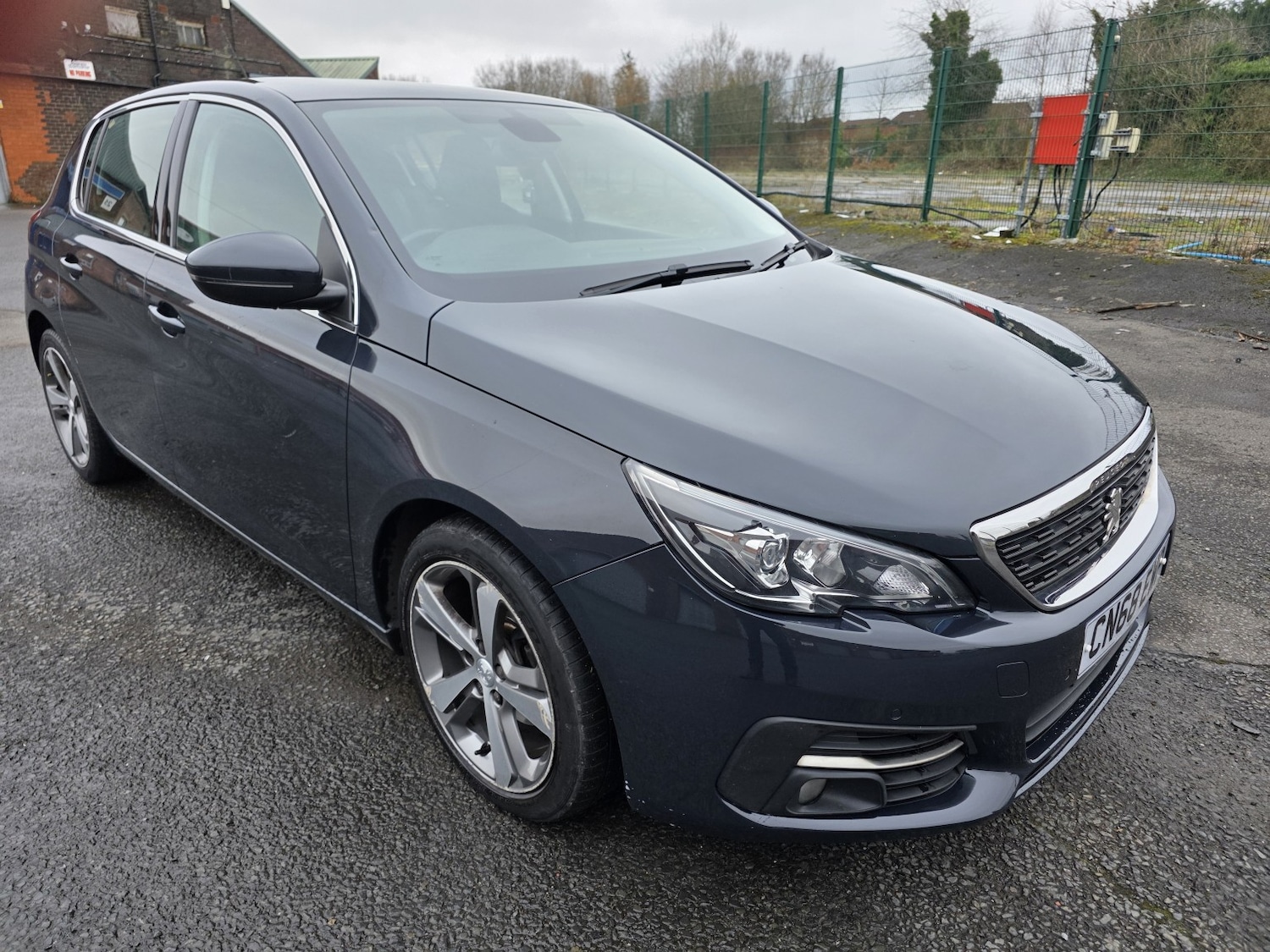 Used Peugeot 308 2018 for sale - 77649569: Photo 2