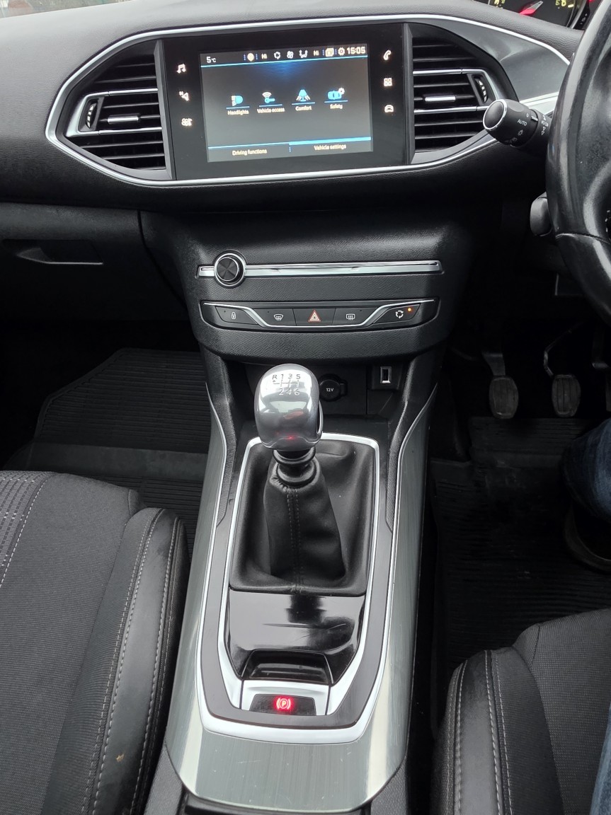 Used Peugeot 308 2018 for sale - 77649569: Photo 24