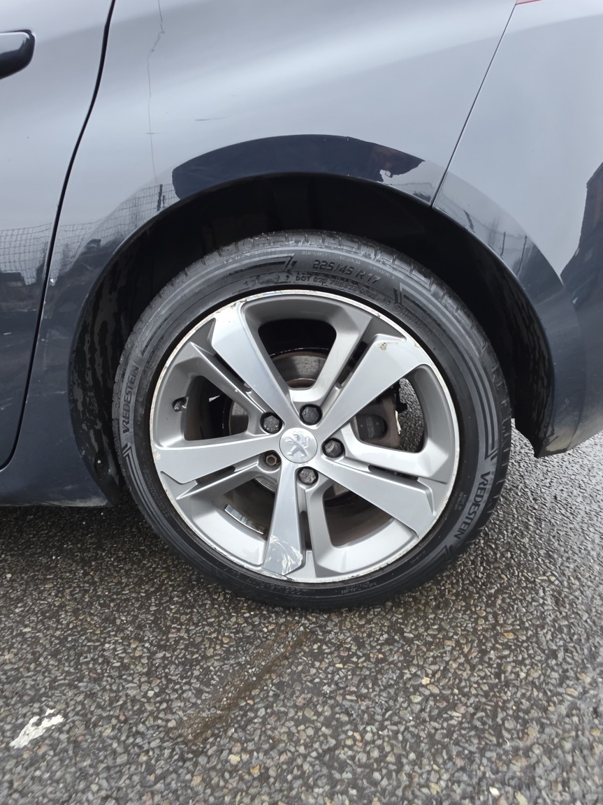 Used Peugeot 308 2018 for sale - 77649569: Photo 35