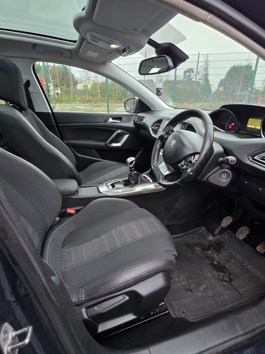 Used Peugeot 308 2018 for sale - 77649569: Photo 9