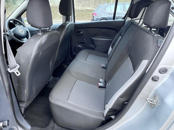 Used Dacia Sandero 2015 for sale - 72693688: Photo 10