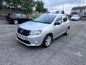 Used Dacia Sandero 2015 for sale - 72693688: Photo