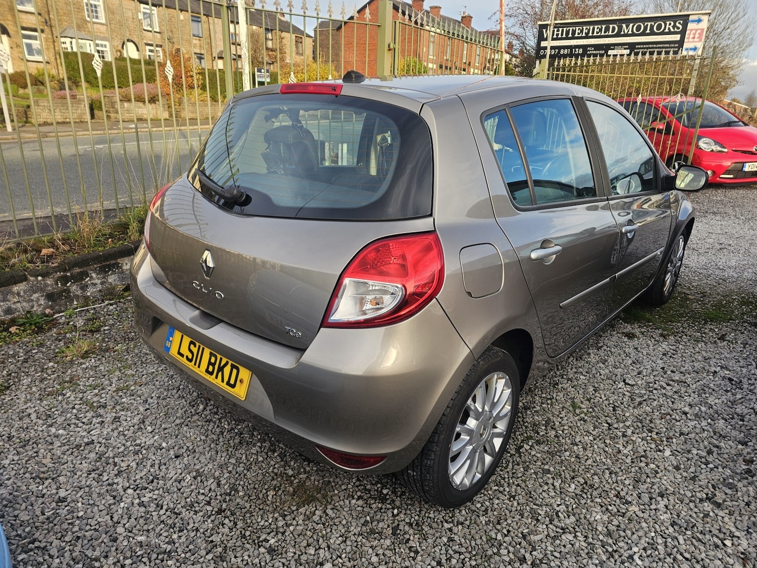 Used Renault Clio 2011 for sale - 76449389: Photo 4