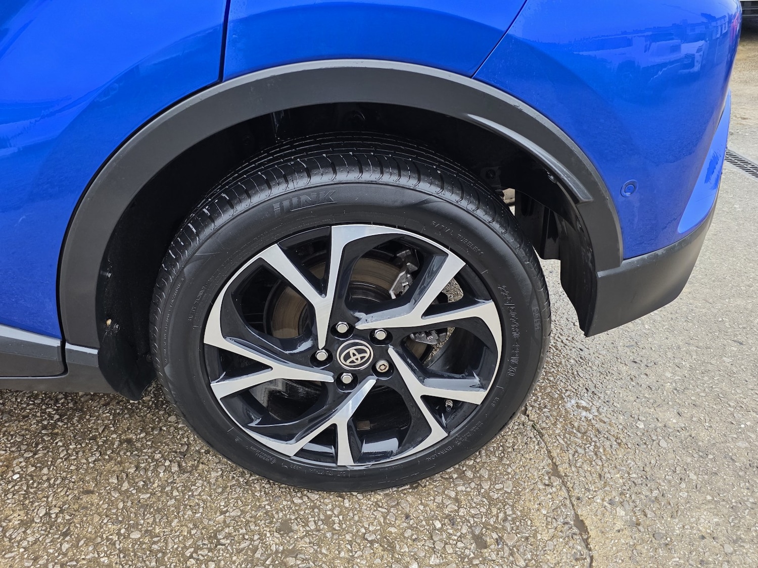 Used Toyota C-HR 2020 for sale - 76963370: Photo 30