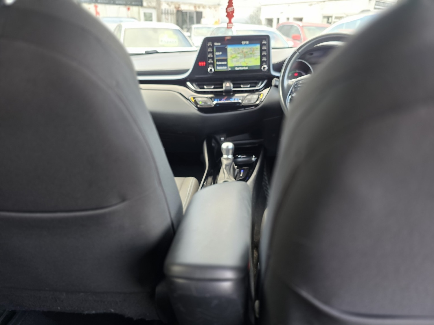 Used Toyota C-HR 2020 for sale - 76963370: Photo 47