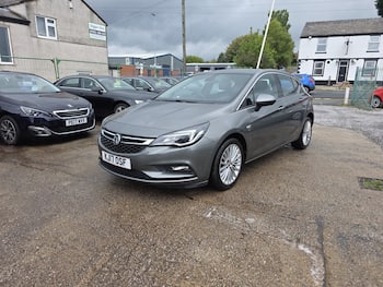 Used Vauxhall Astra 2017 for sale - 79687331: Photo