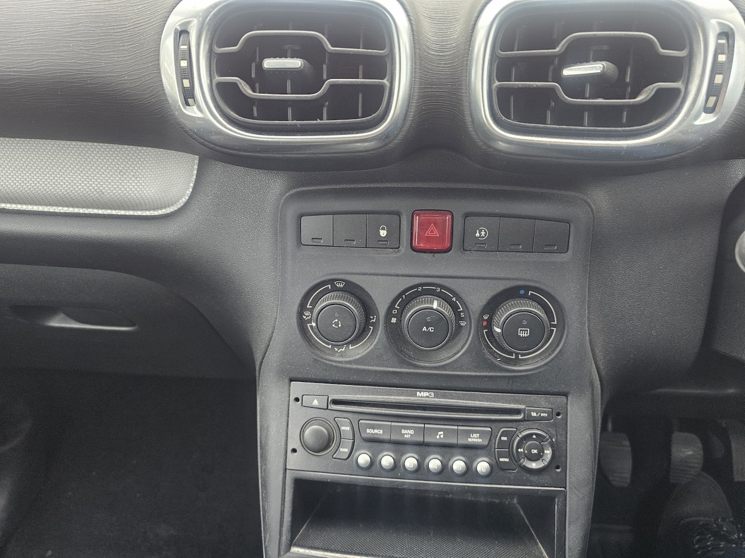 Used Citroen C3 Picasso 2009 for sale - 77453250: Photo 20