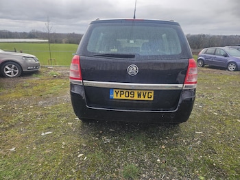 Used Vauxhall Zafira 2009 for sale - 77535936: Photo