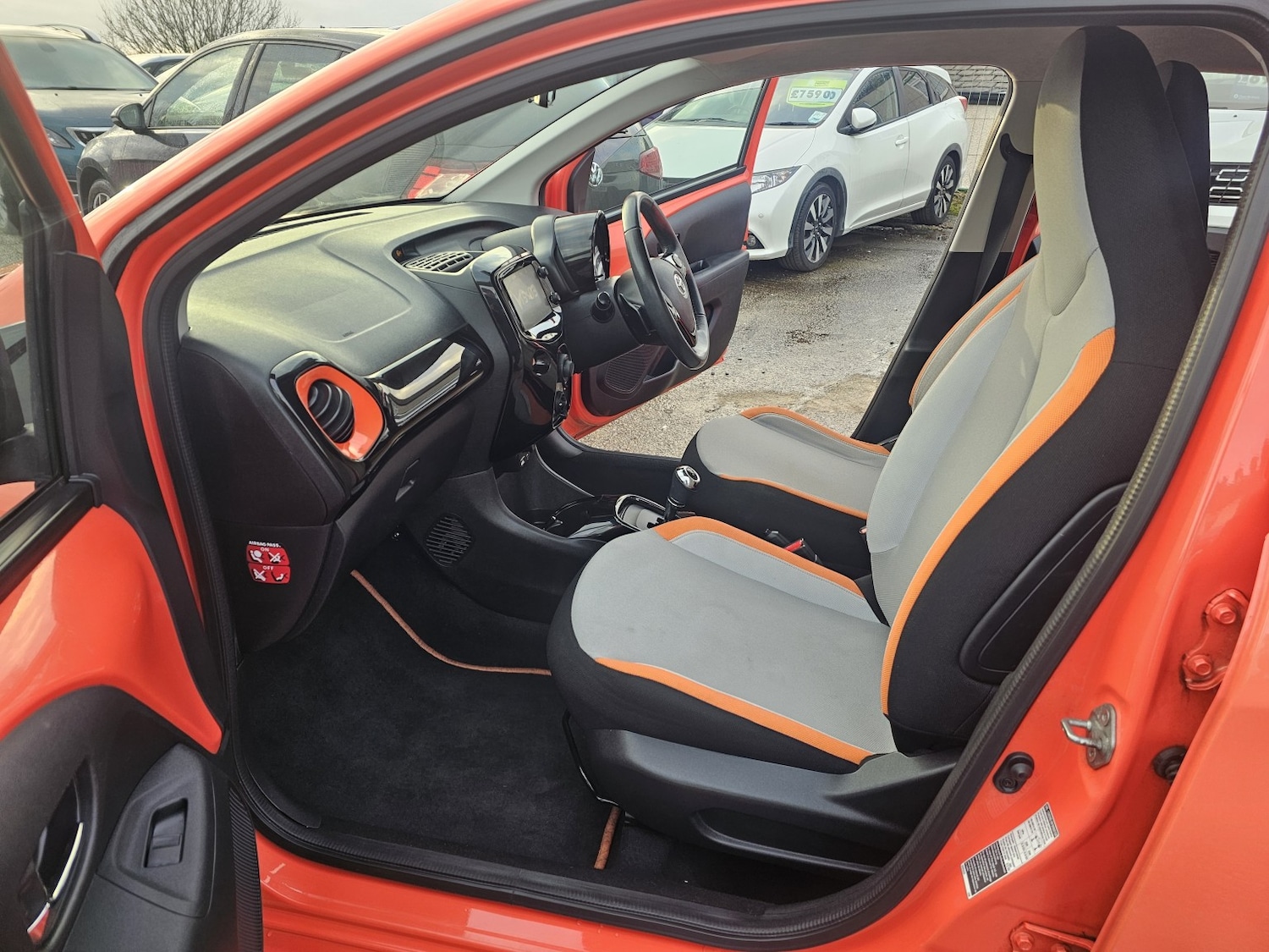 Used Toyota AYGO 2014 for sale - 77014814: Photo 13