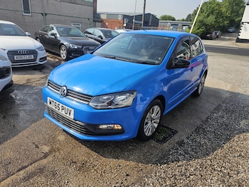 Used Volkswagen Polo 2015 for sale - 78987023: Photo
