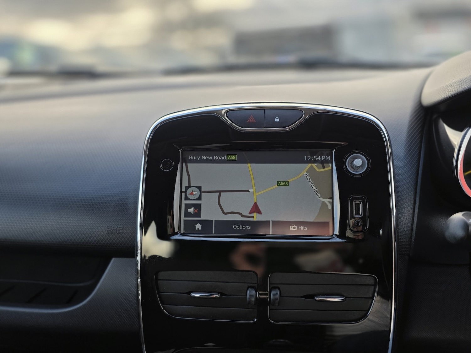 Used Renault Clio 2015 for sale - 76821614: Photo 13