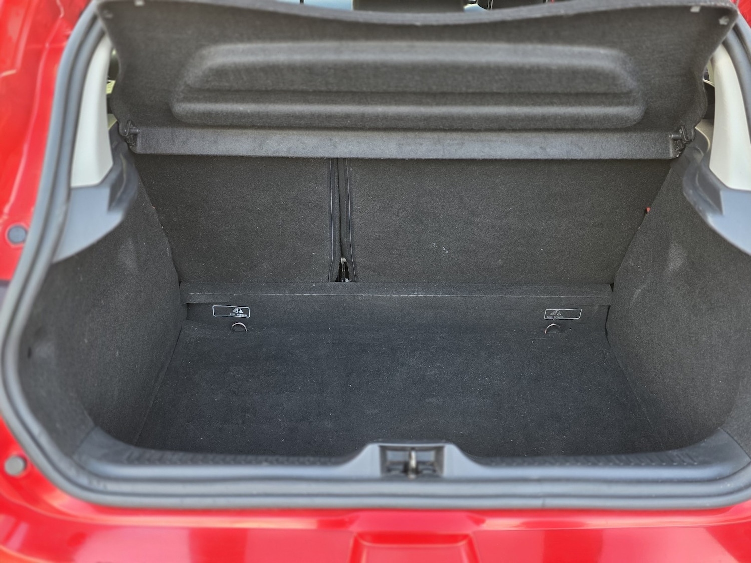 Used Renault Clio 2015 for sale - 76821614: Photo 21