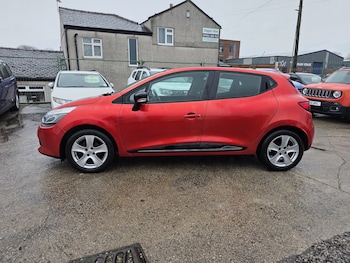 Used Renault Clio 2015 for sale - 76821614: Photo