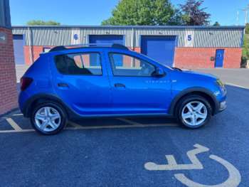 Used Dacia Sandero Stepway 2016 for sale - 74582405: Photo