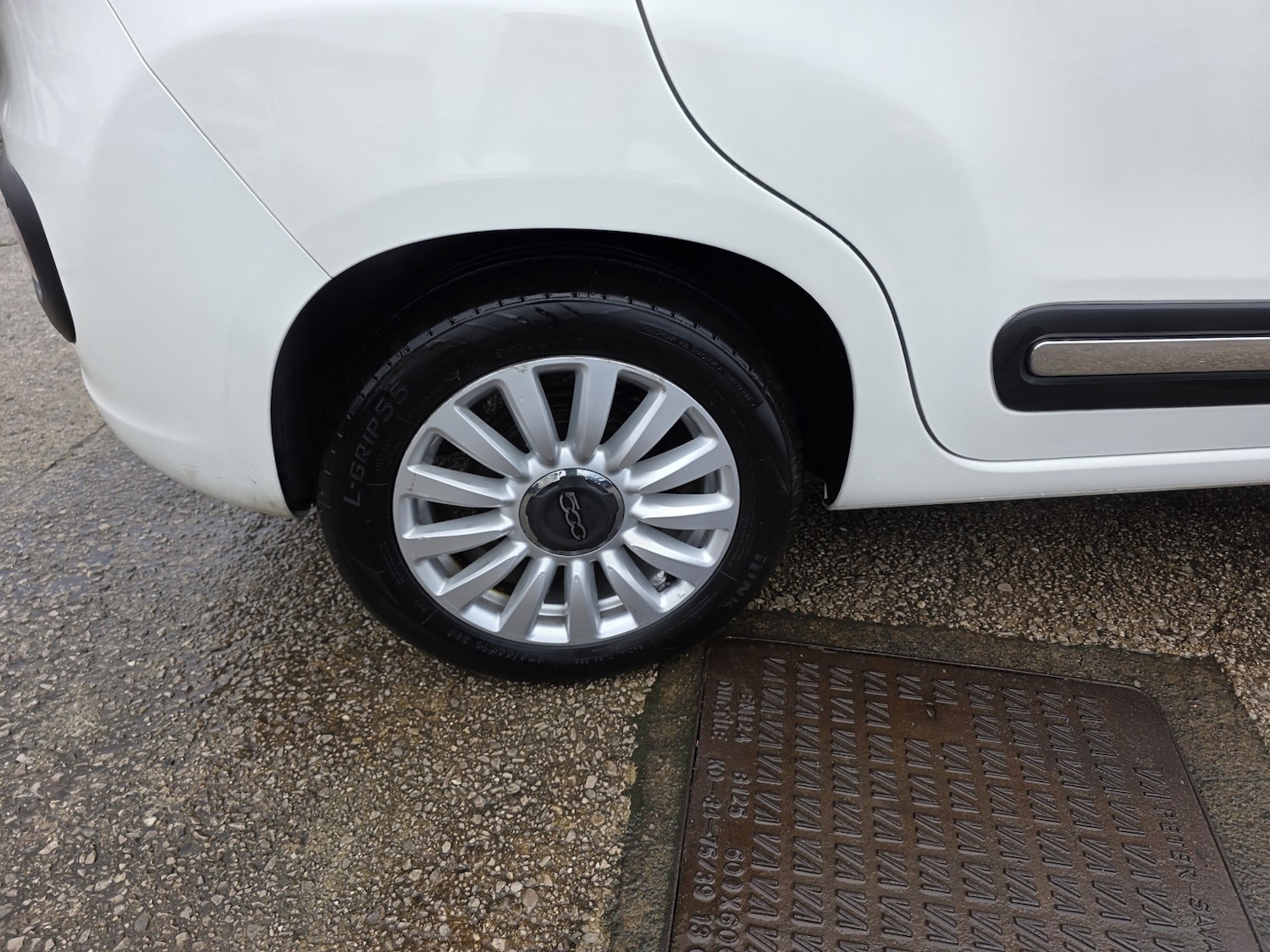 Used Fiat 500L 2016 for sale - 76821625: Photo 27