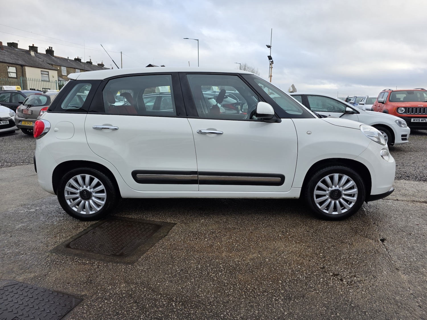 Used Fiat 500L 2016 for sale - 76821625: Photo 5