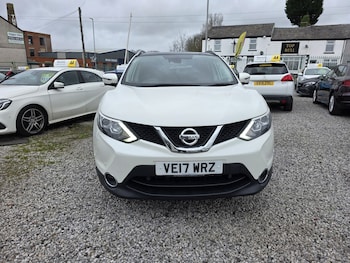 Used Nissan Qashqai 2017 for sale - 77649560: Photo