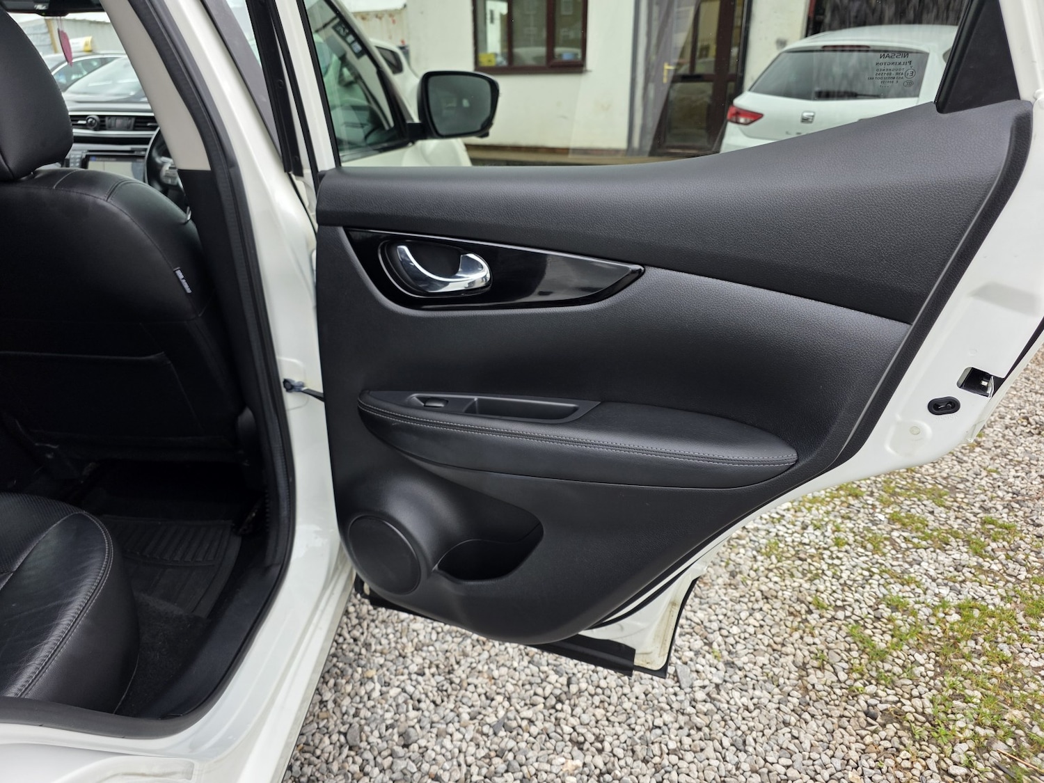 Used Nissan Qashqai 2017 for sale - 77649560: Photo 29