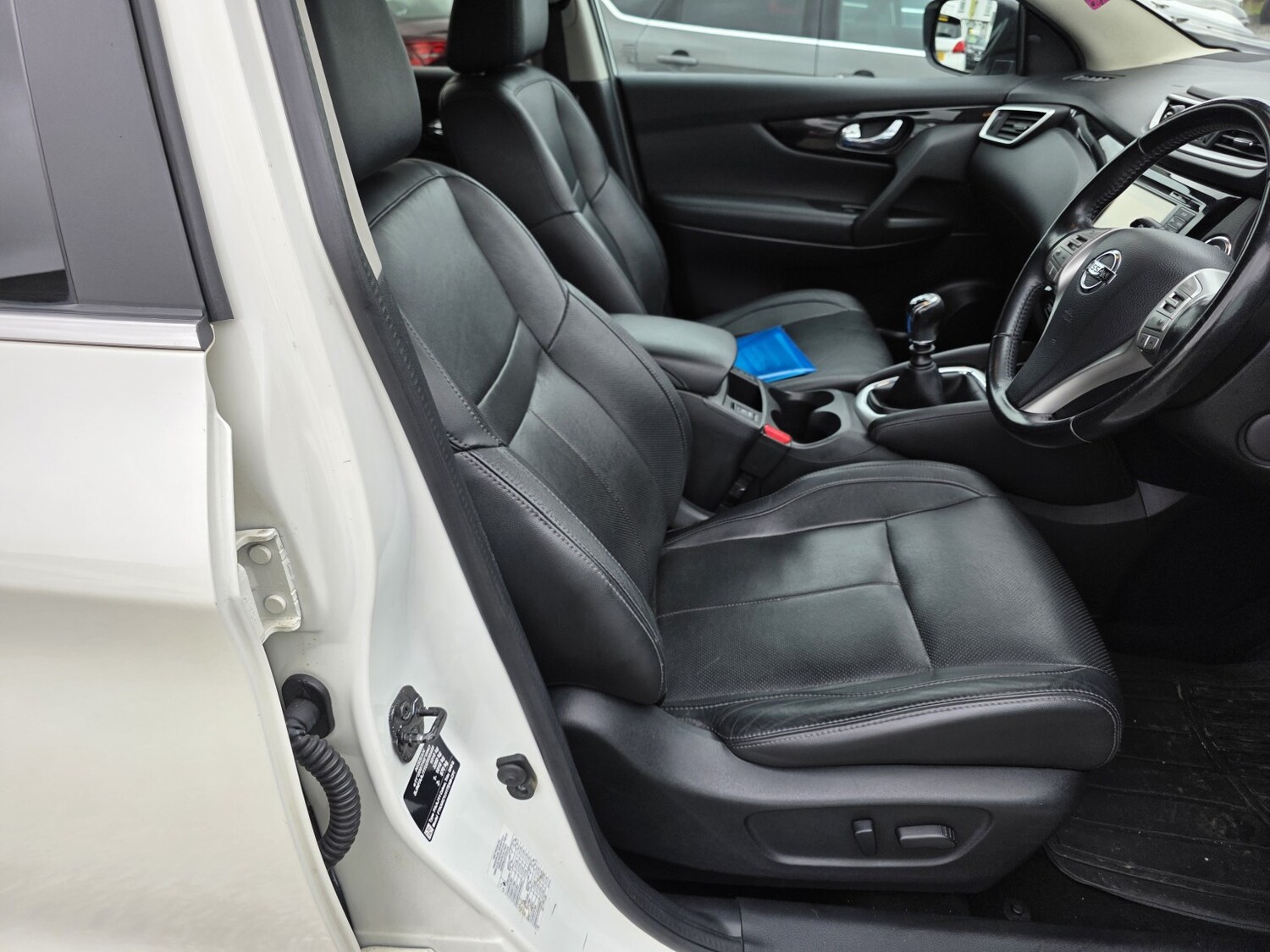 Used Nissan Qashqai 2017 for sale - 77649560: Photo 31