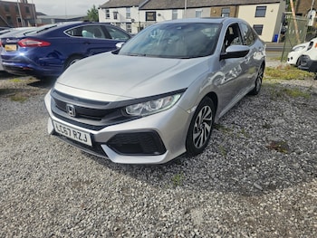 Used Honda Civic 2017 for sale - 79073642: Photo
