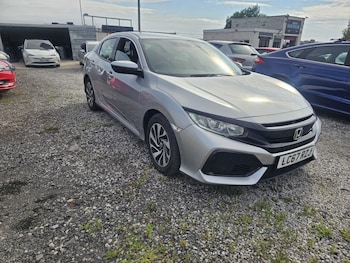 Used Honda Civic 2017 for sale - 79073642: Photo