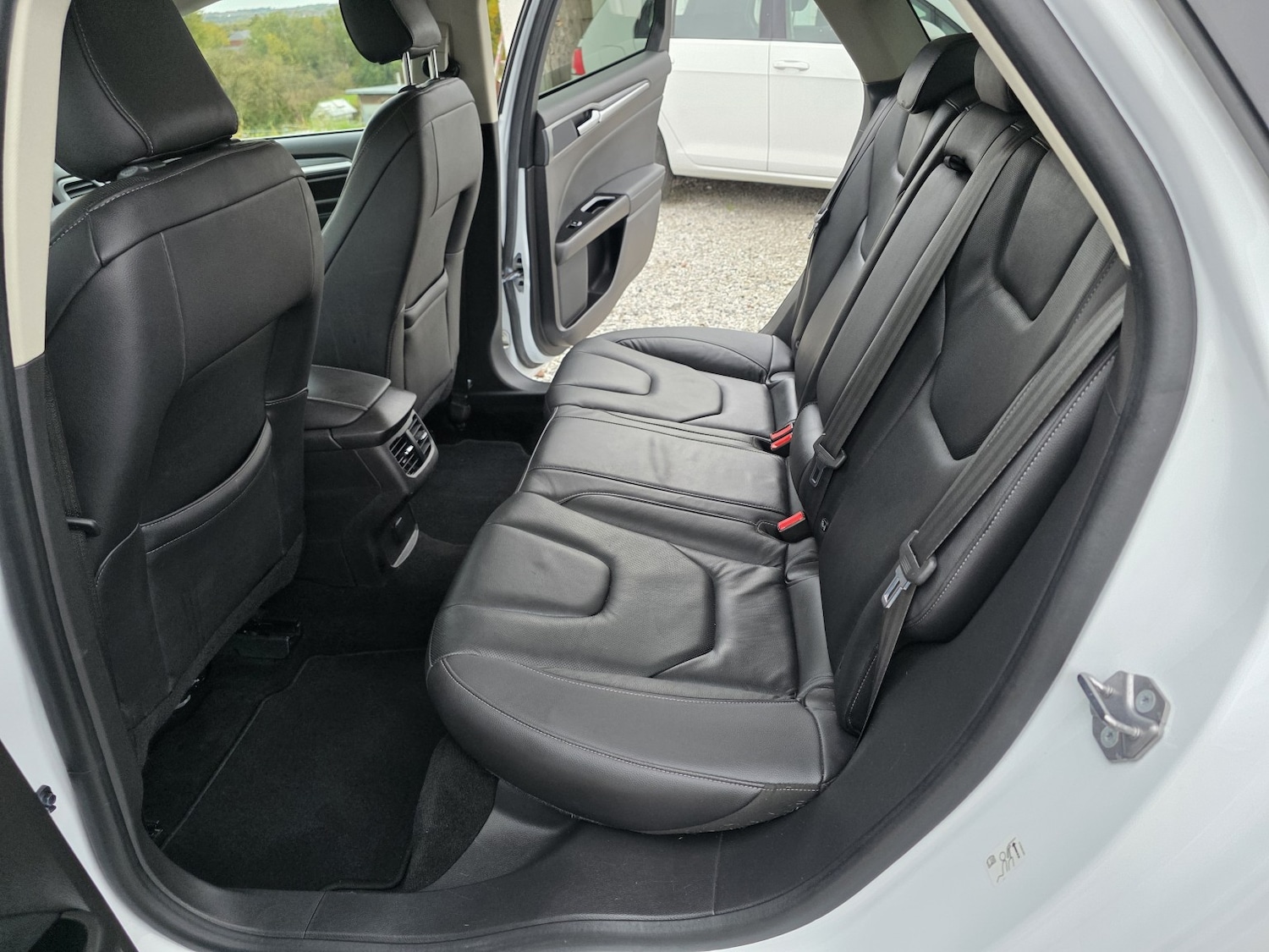 Used Ford Mondeo 2018 for sale - 76273311: Photo 12