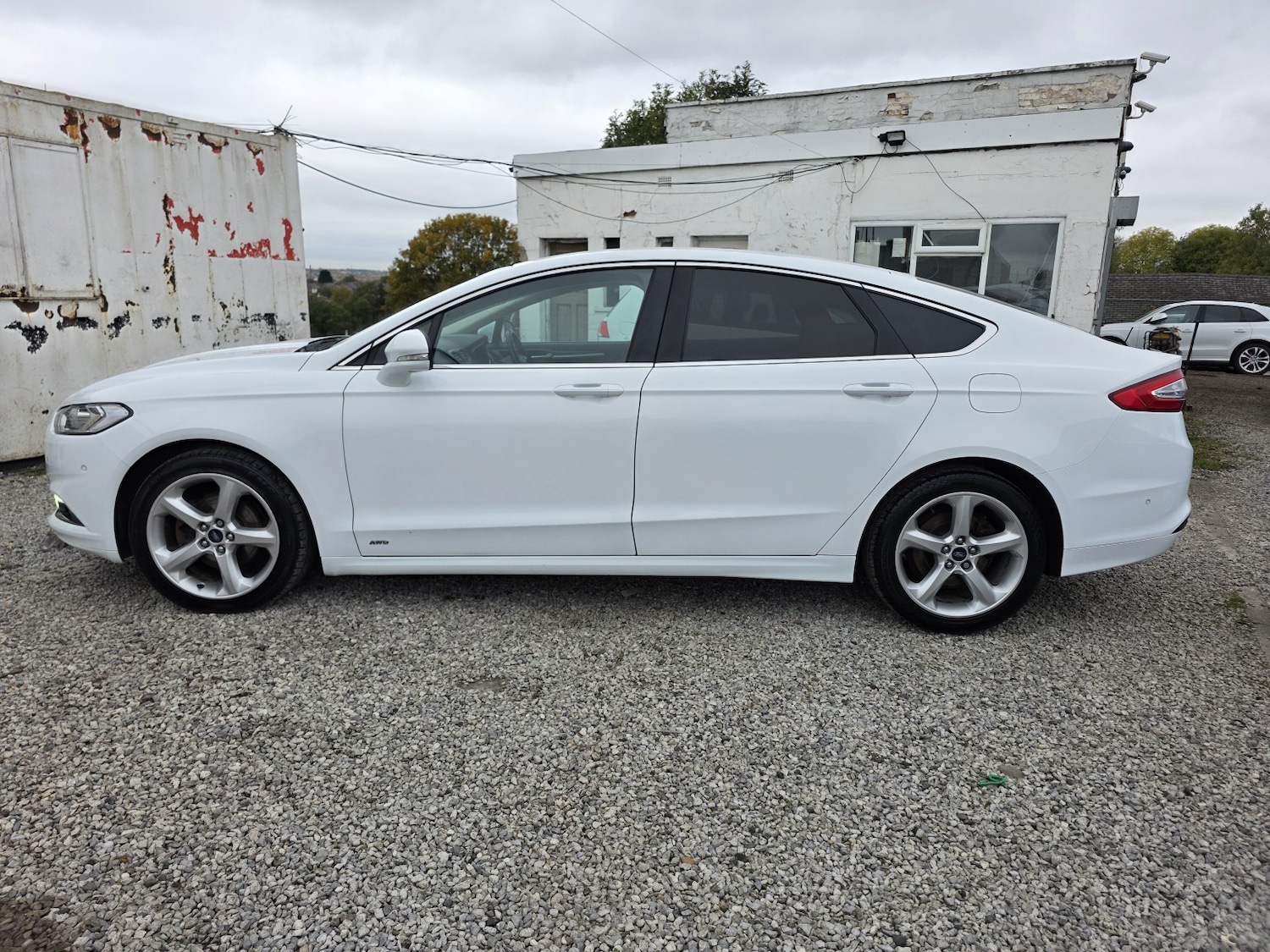 Used Ford Mondeo 2018 for sale - 76273311: Photo 5