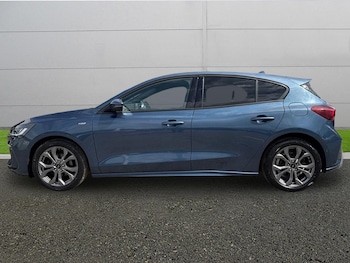 Used Ford Focus 2022 for sale - 79063943: Photo