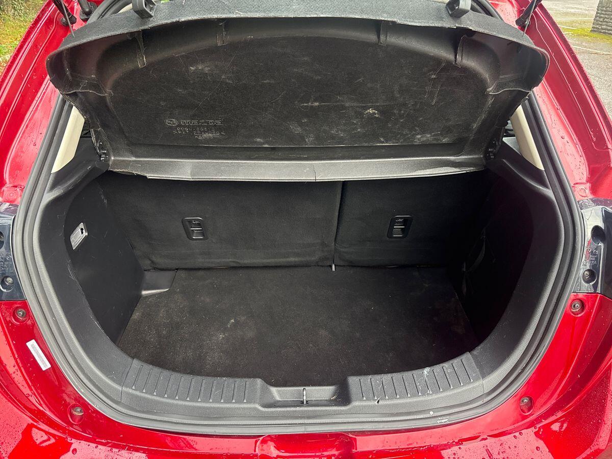 Used Mazda Mazda2 2022 for sale - 76918582: Photo 12