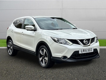 Used Nissan Qashqai 2015 for sale - 76731035: Photo