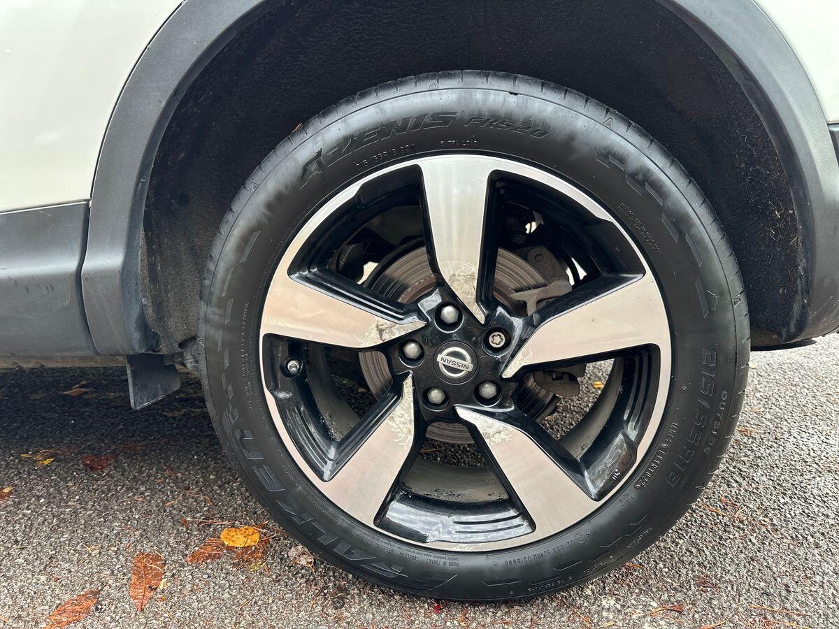 Used Nissan Qashqai 2015 for sale - 76731035: Photo 9