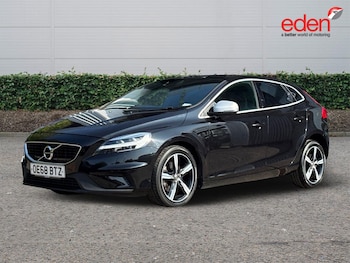 Used Volvo V40 2018 for sale - 79558757: Photo