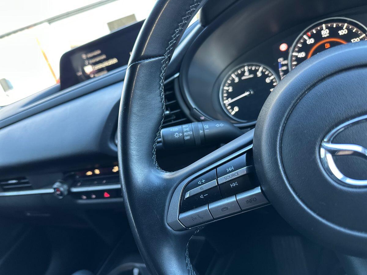 Used Mazda CX-30 2022 for sale - 76801403: Photo 16