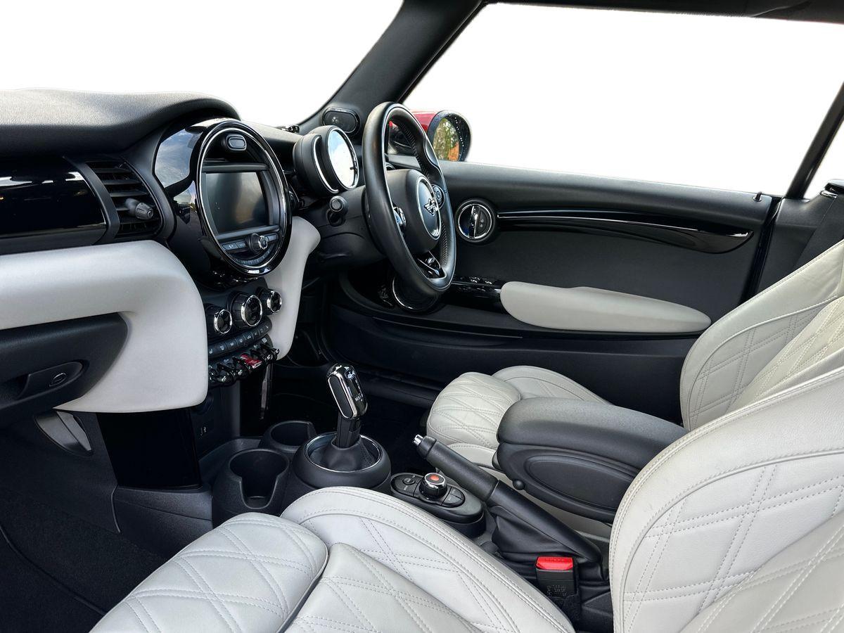 Used MINI Convertible 2020 for sale - 76731034: Photo 10