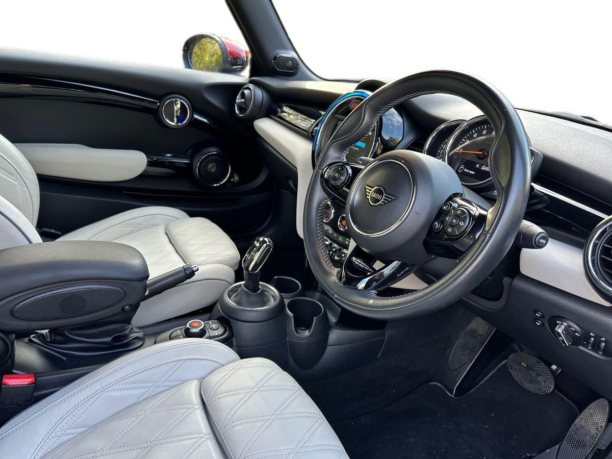 Used MINI Convertible 2020 for sale - 76731034: Photo 15