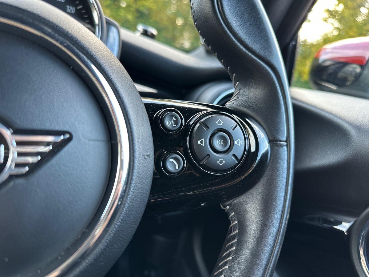 Used MINI Convertible 2020 for sale - 76731034: Photo 17