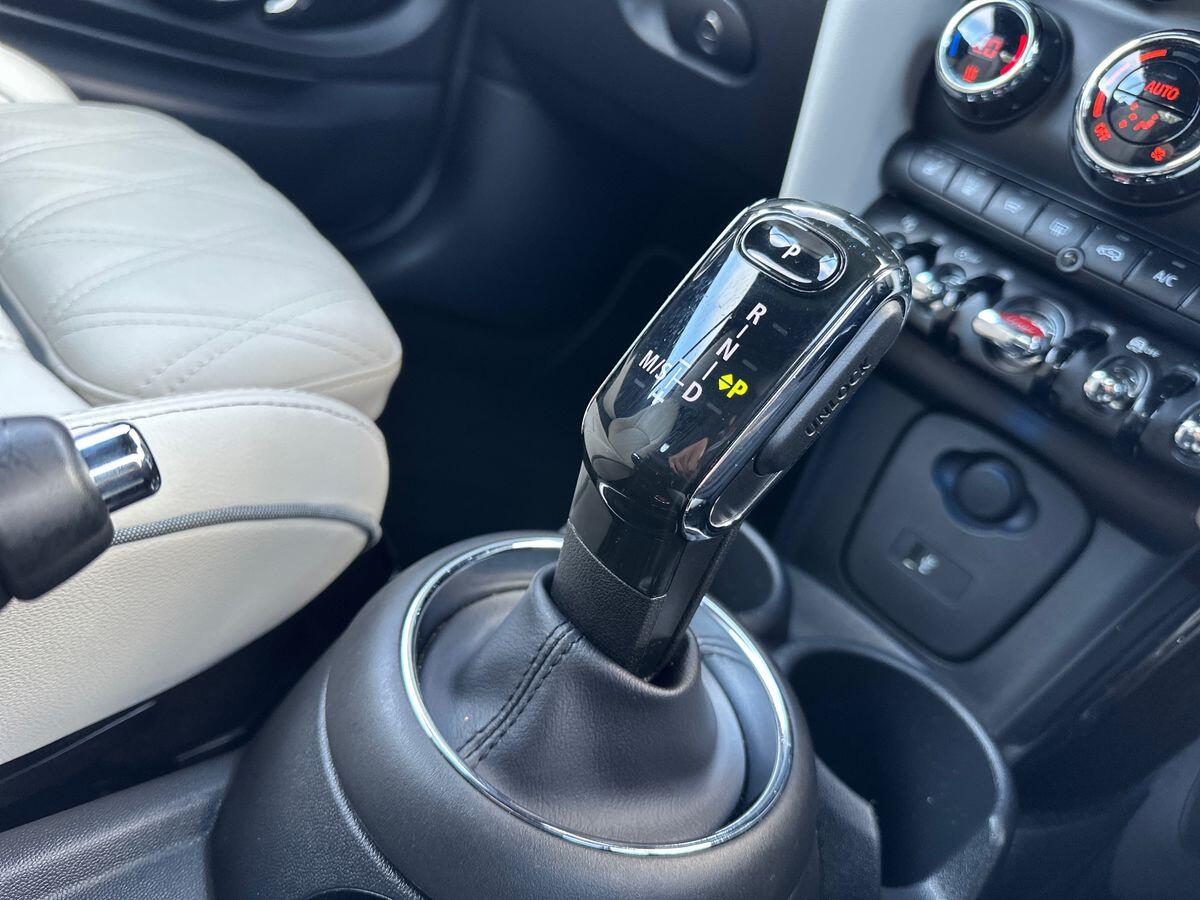 Used MINI Convertible 2020 for sale - 76731034: Photo 19