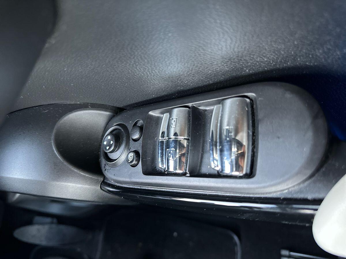 Used MINI Convertible 2020 for sale - 76731034: Photo 20