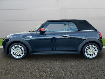 Used MINI Convertible 2020 for sale - 76731034: Photo