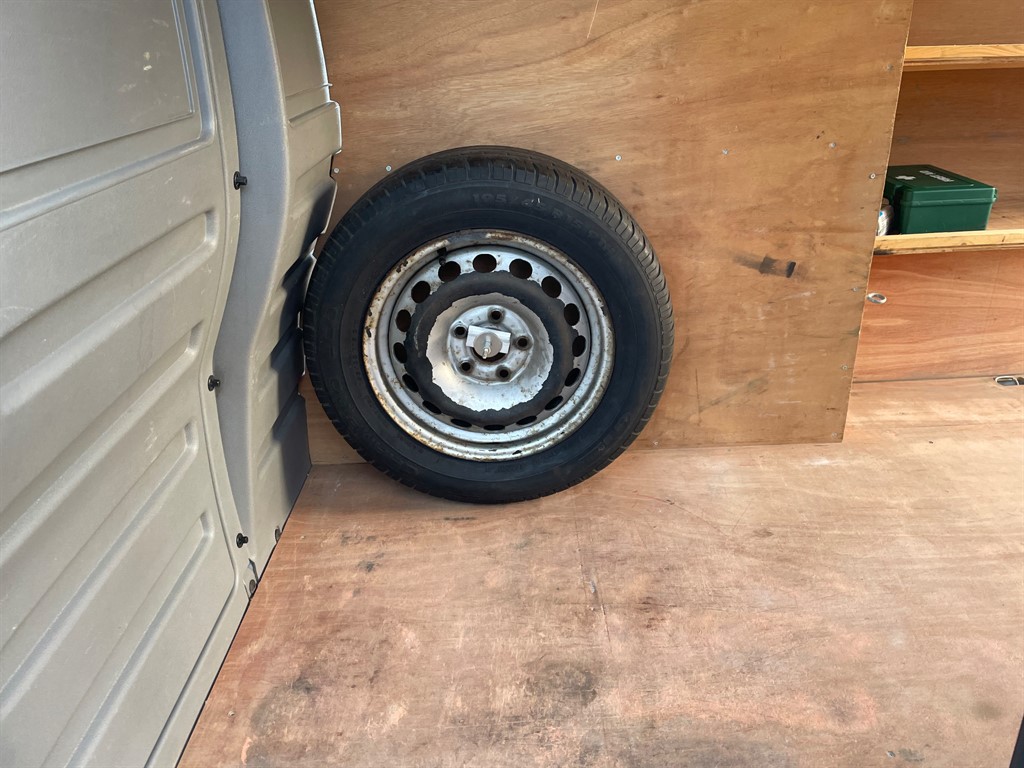 Used Volkswagen Caddy Maxi 2010 for sale - 77100583: Photo 14