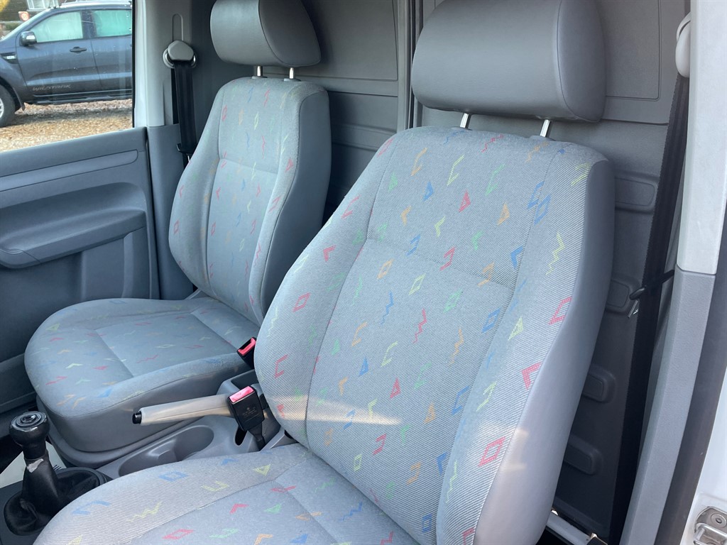 Used Volkswagen Caddy Maxi 2010 for sale - 77100583: Photo 26