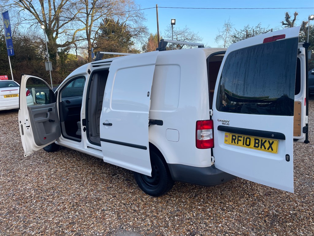 Used Volkswagen Caddy Maxi 2010 for sale - 77100583: Photo 3