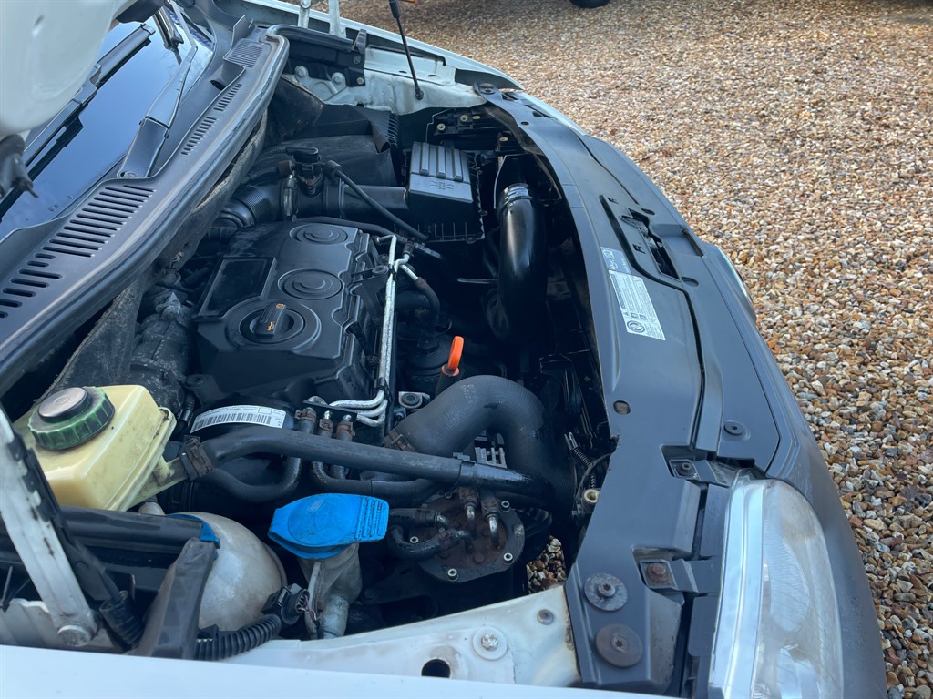 Used Volkswagen Caddy Maxi 2010 for sale - 77100583: Photo 39