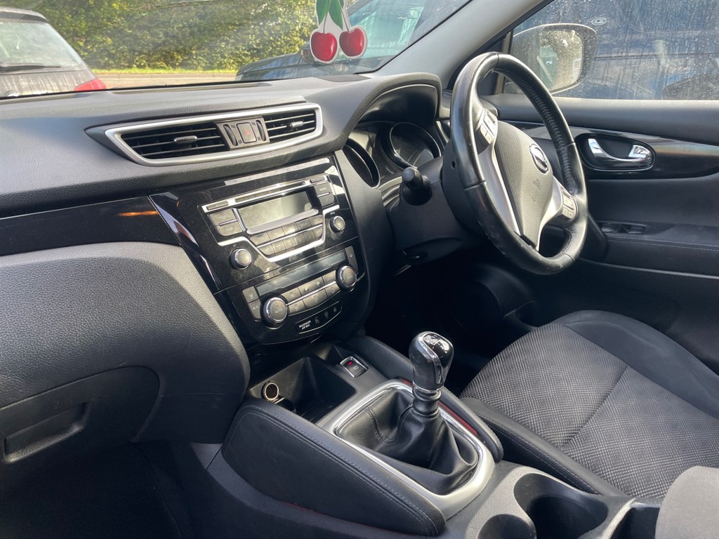 Used Nissan Qashqai 2015 for sale - 75922266: Photo 6