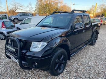 Used Nissan Navara 2010 for sale - 75562661: Photo