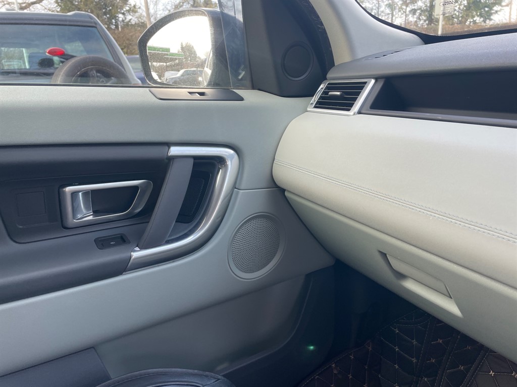 Used Land Rover Discovery Sport 2015 for sale - 77911523: Photo 14