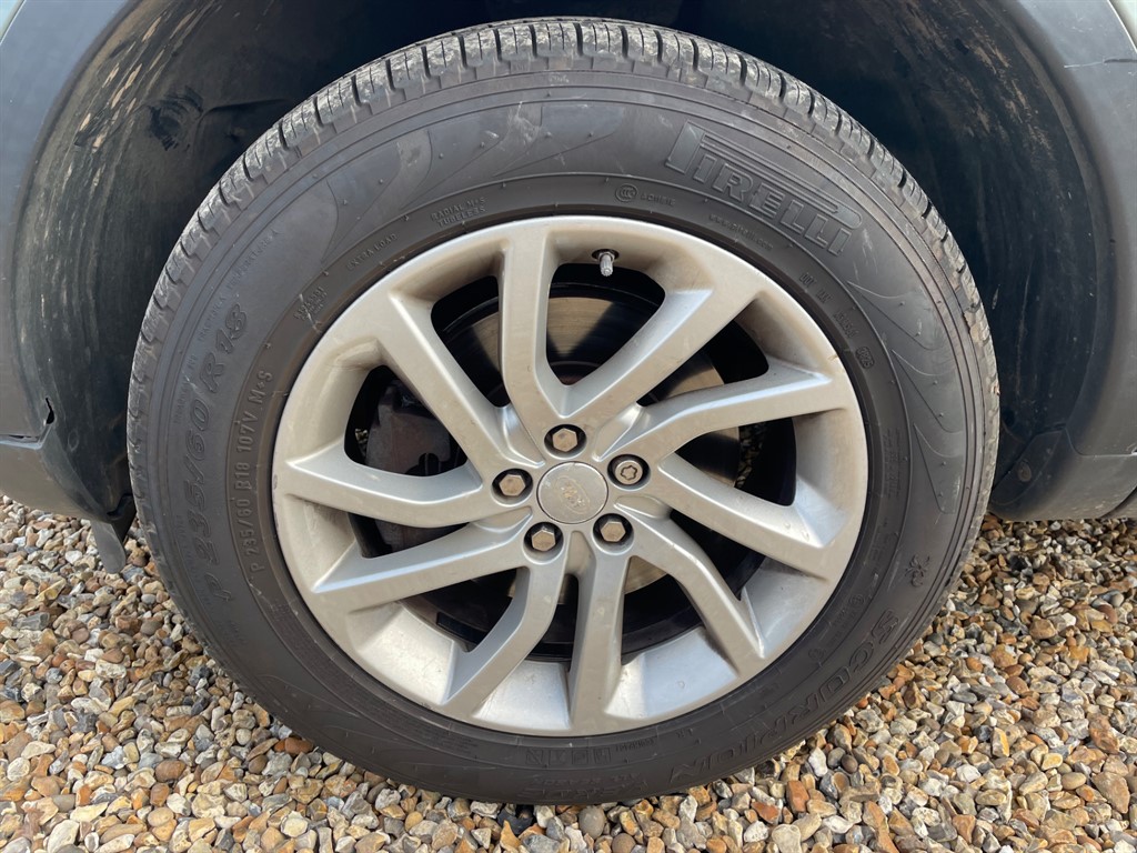 Used Land Rover Discovery Sport 2015 for sale - 77911523: Photo 2