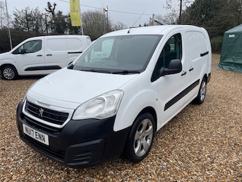 Used Peugeot Partner 2017 for sale - 77170788: Photo
